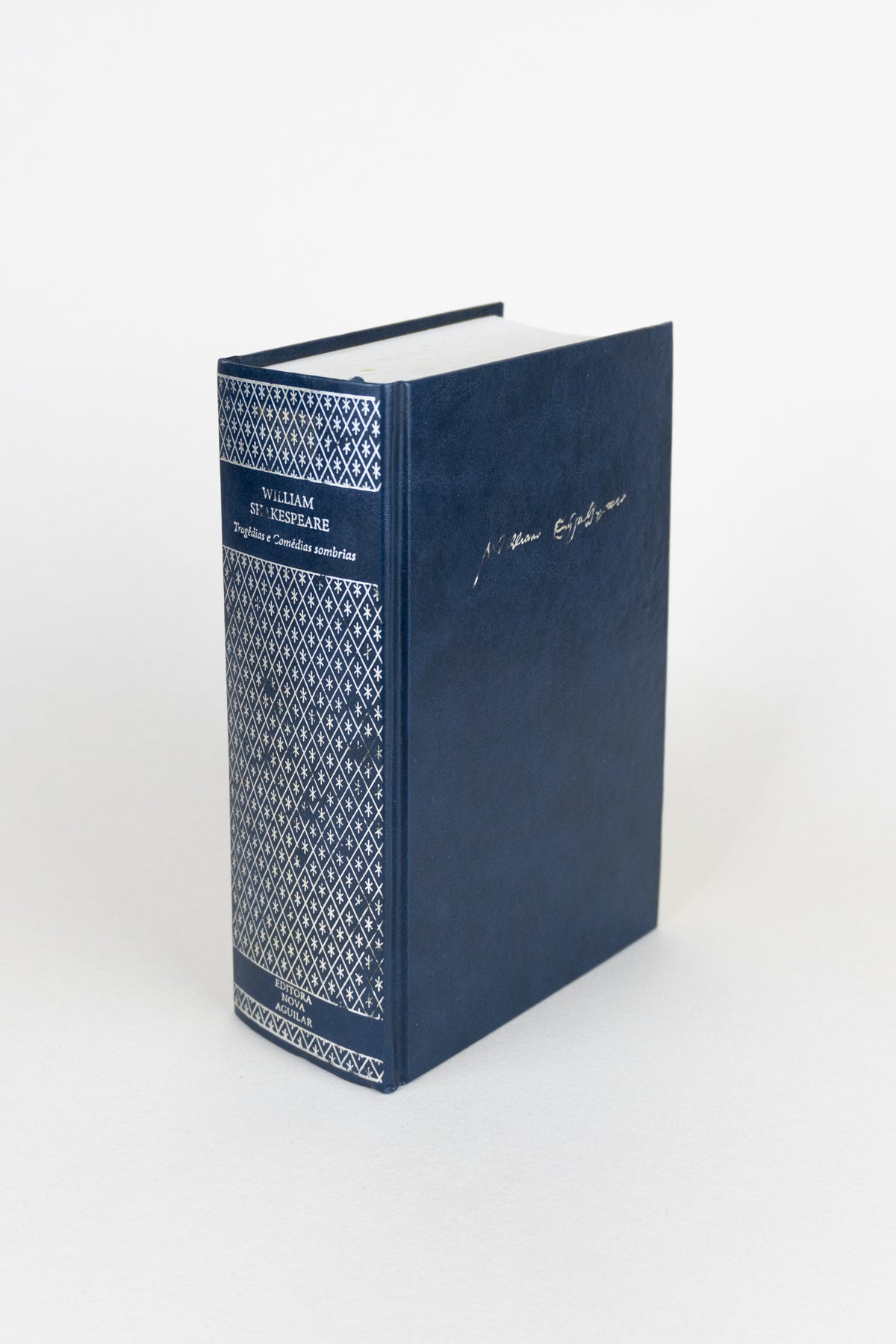 Tragédias e Comédias Sombrias — WILLIAM SHAKESPEARE