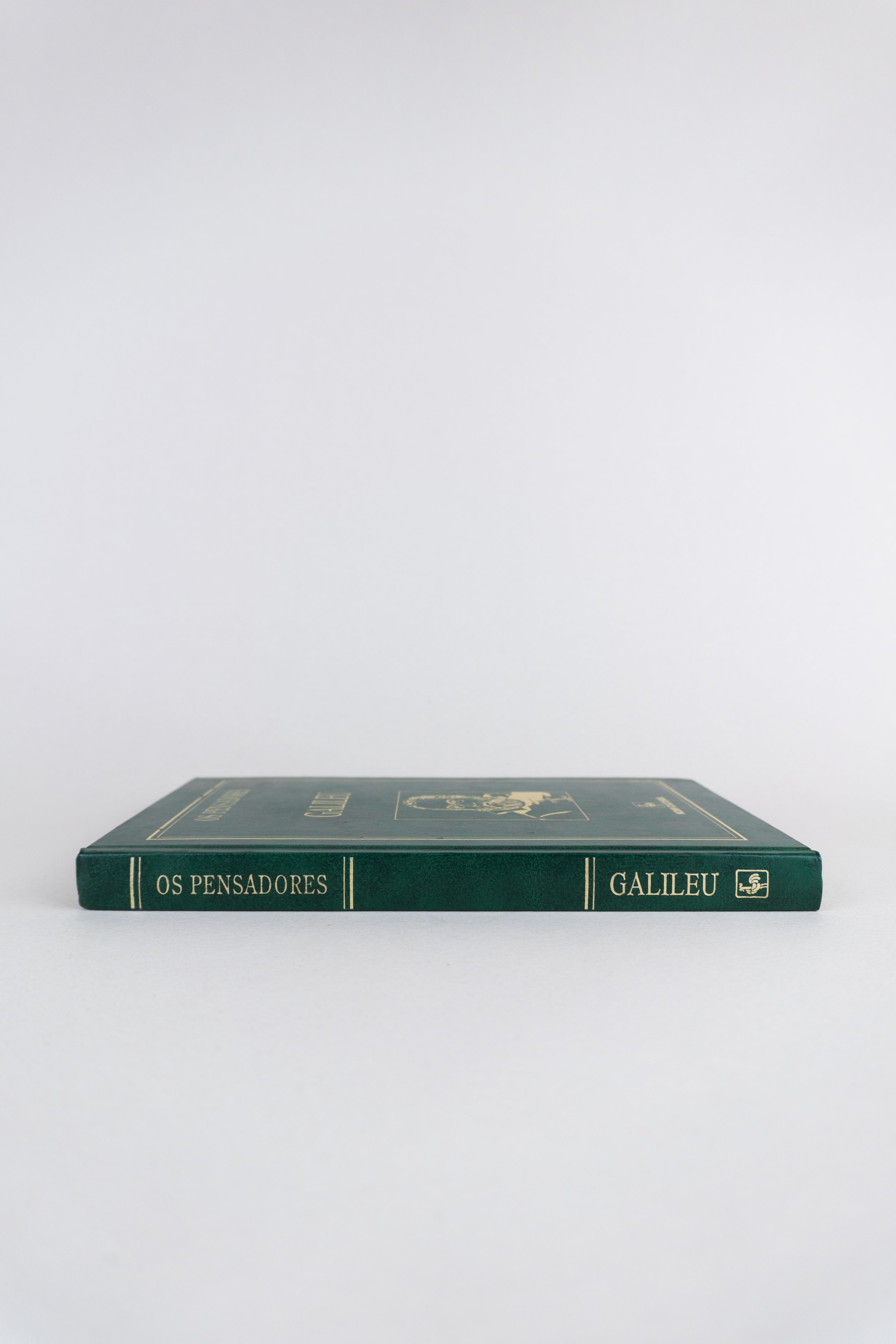 GALILEU GALILEI — Os Pensadores (com marcas do tempo)