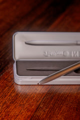 Caneta Esferográfica — Pelikan INEO CLEARING BREEZE