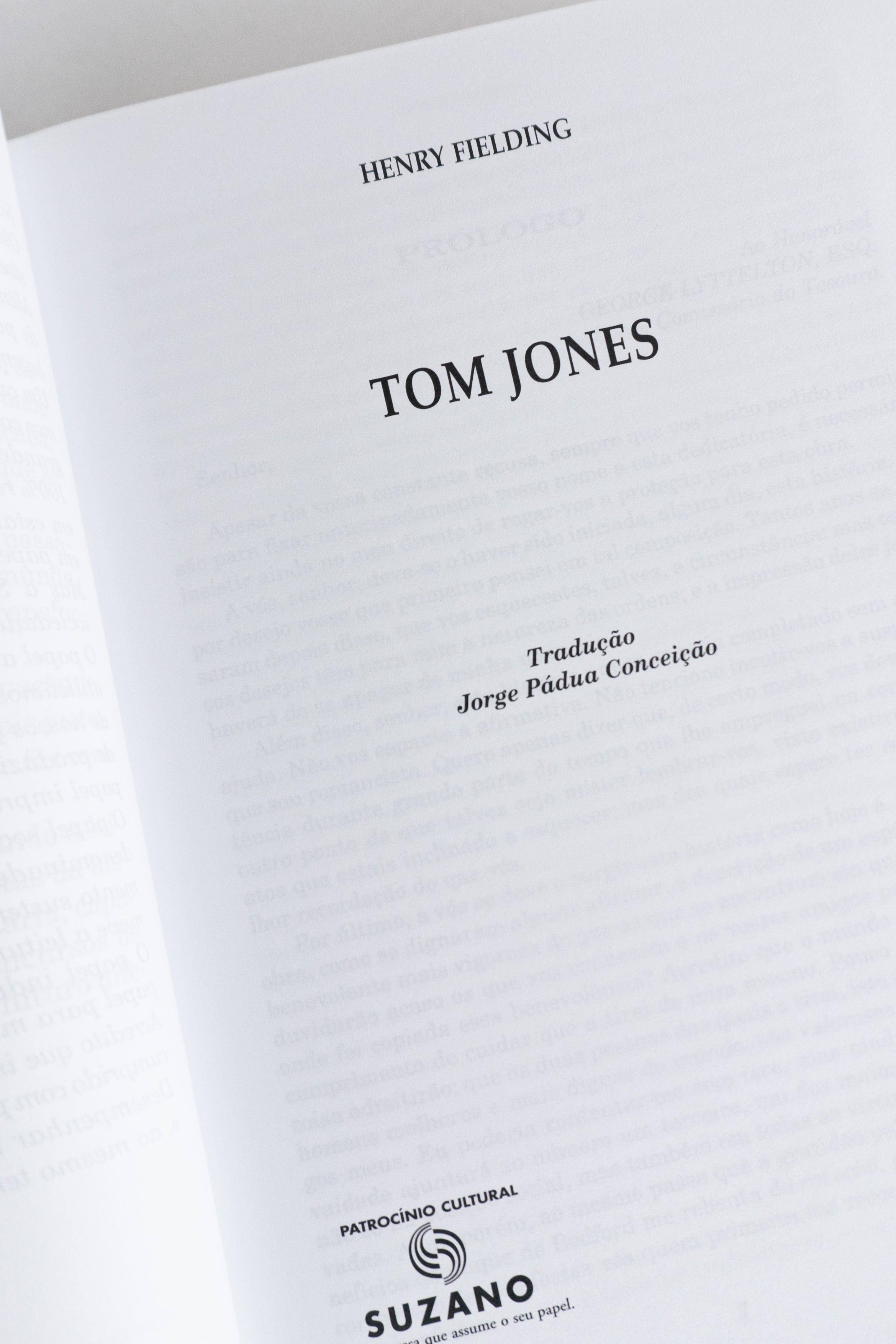 Tom Jones – HENRY FIELDING