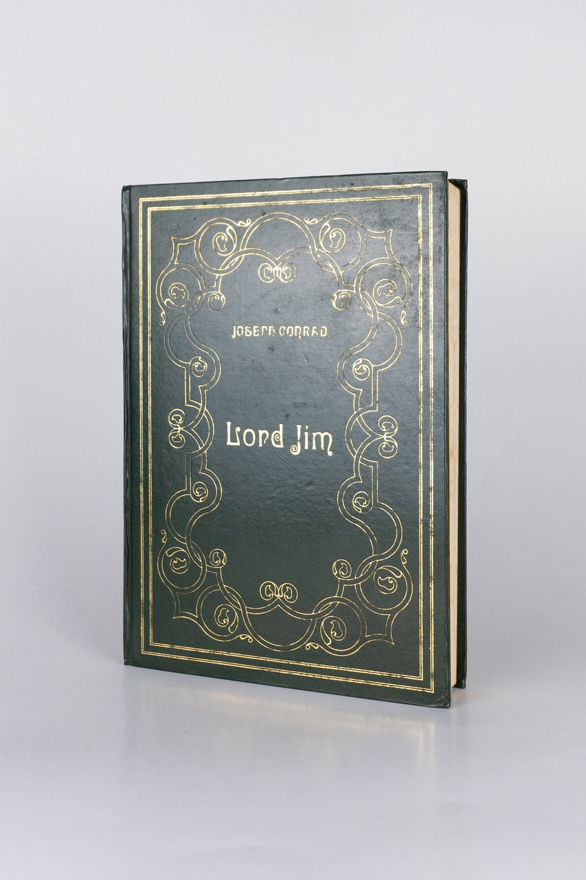 Lord Jim – JOSEPH CONRAD (com marcas do tempo)