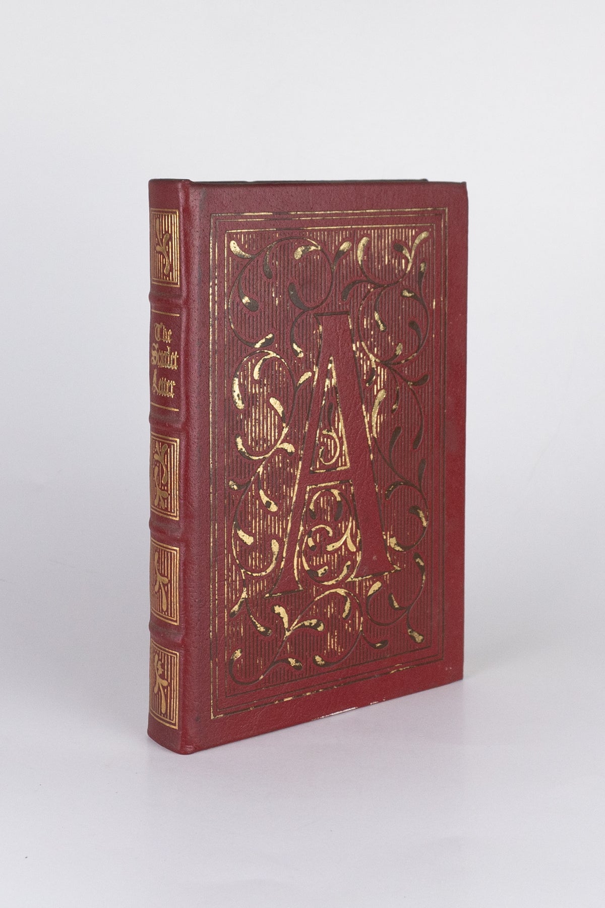 The Scarlet Letter – NATHANIEL HAWTHORNE