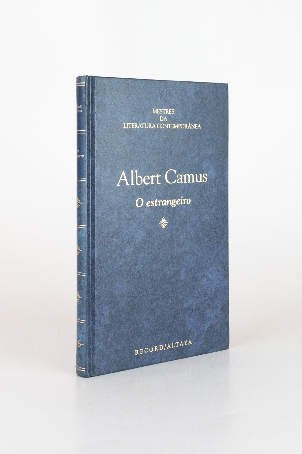 O Estrangeiro – ALBERT CAMUS