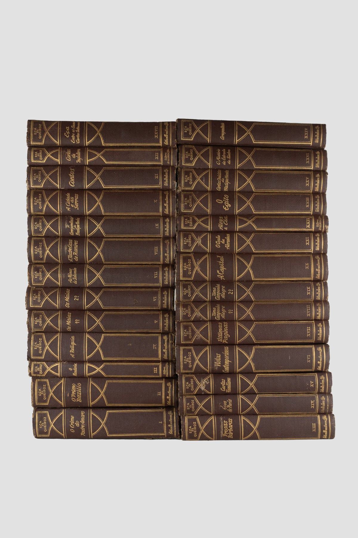 Coleção Eça de Queiroz (27 volumes)