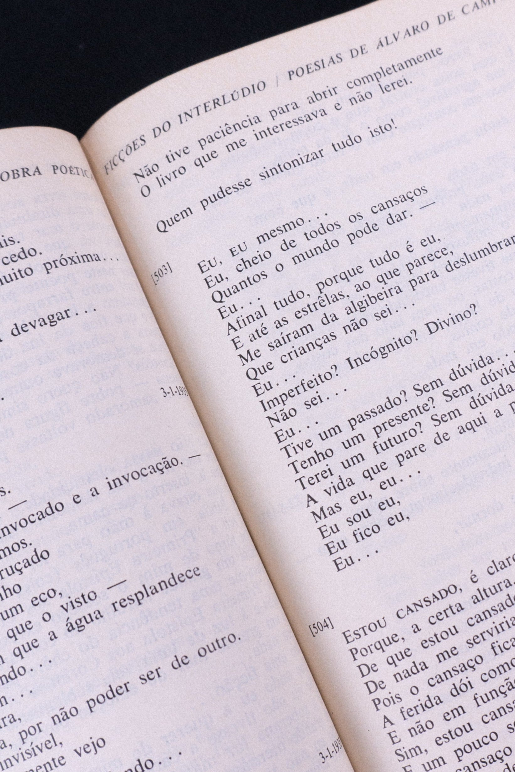 Obra Poética — FERNANDO PESSOA (com marcas do tempo)