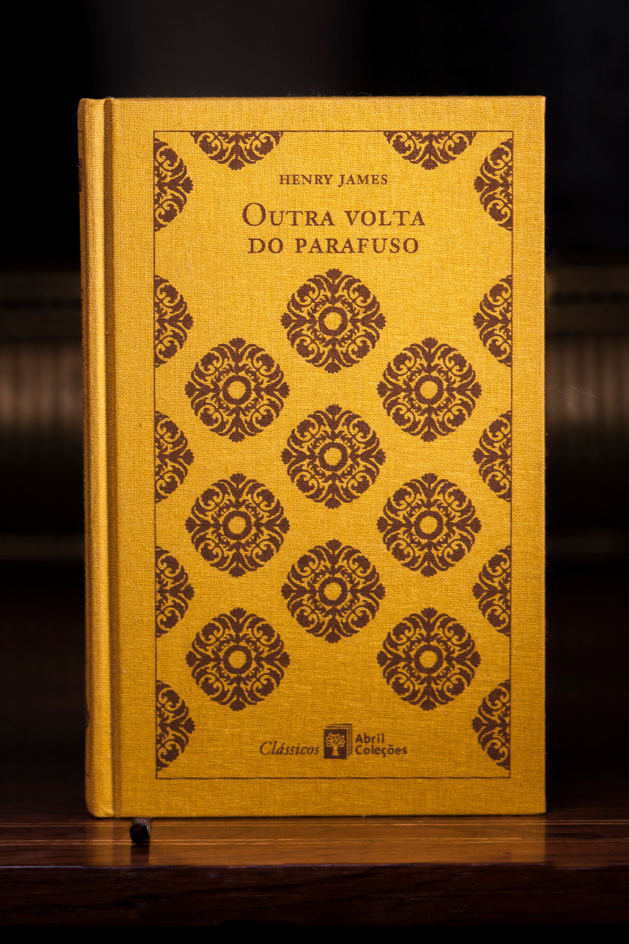 A outra volta do parafuso- Henry James - Livros e revistas - Turu, São Luís  1254858723